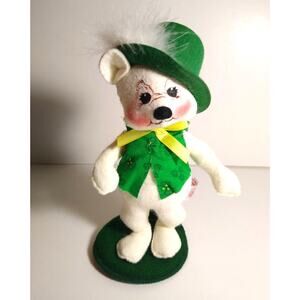 ANNALEE St Patrick's Day Irish Dressed White Bear In Feather Hat Anthropomorphic
